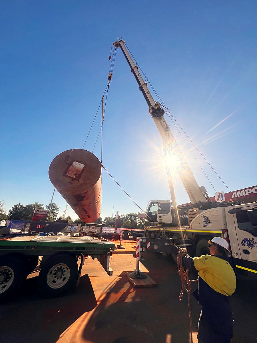 Ampol Broome, Western Australia fuel site project: tank removal (photo 11)