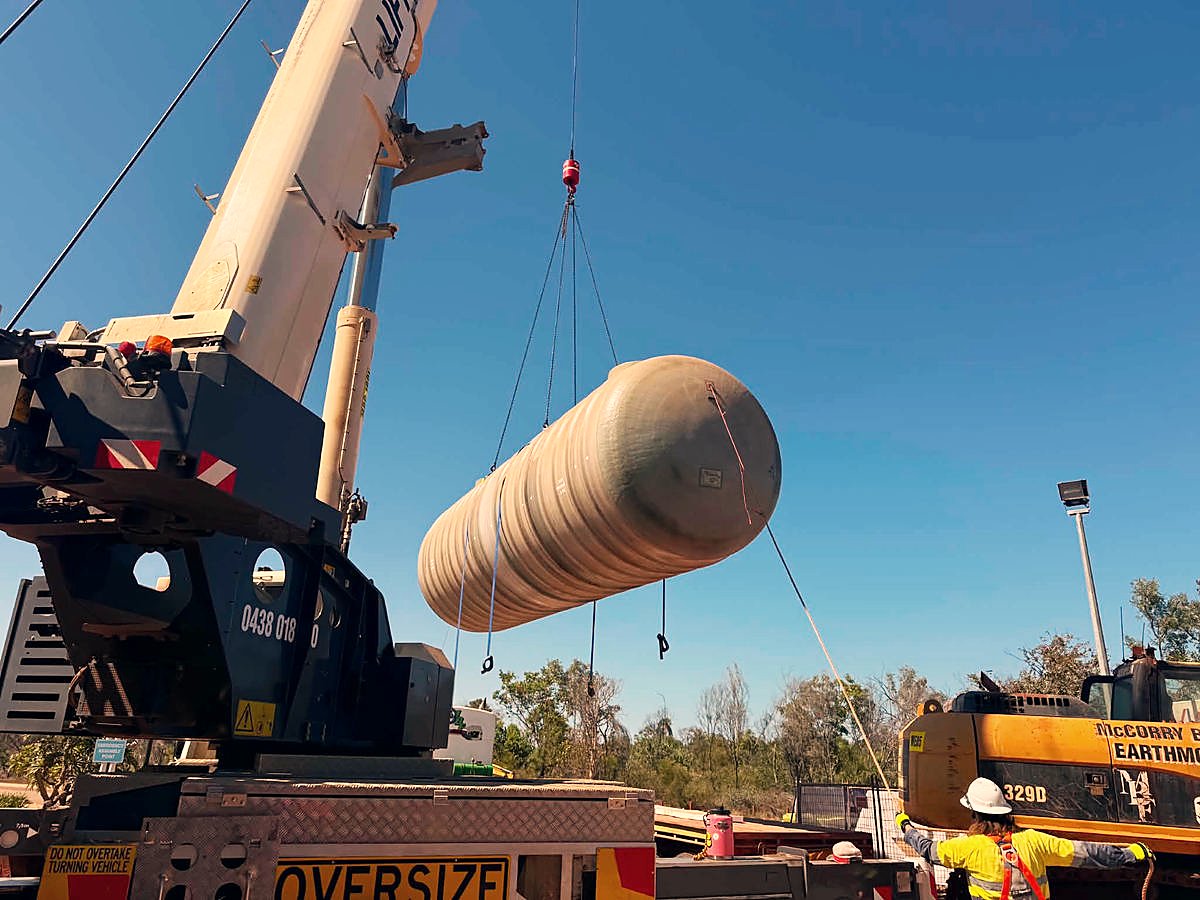 Ampol Broome, Western Australia fuel site project: tank removal (photo 5)