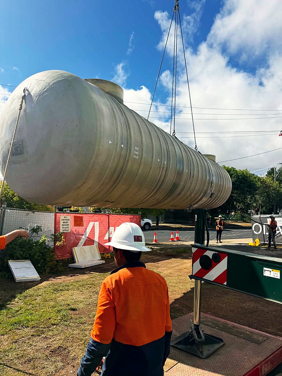 Ampol Armidale, New South Wales fuel site project: tank removal (photo 7)